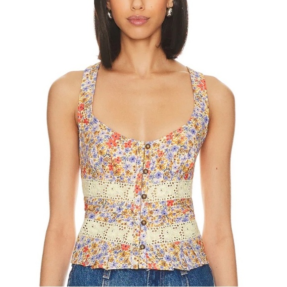 Free People Tops - FREE PEOPLE REVOLVE Kiana Lace Tank Printed in Coral Combo SZ M boho festival